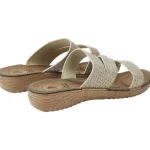 slippers-ACphMPHT-0.webp